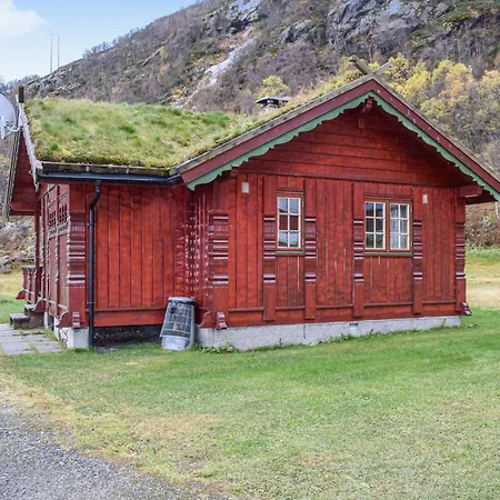 2 Bedroom Awesome Home In Rauland * Rauland
